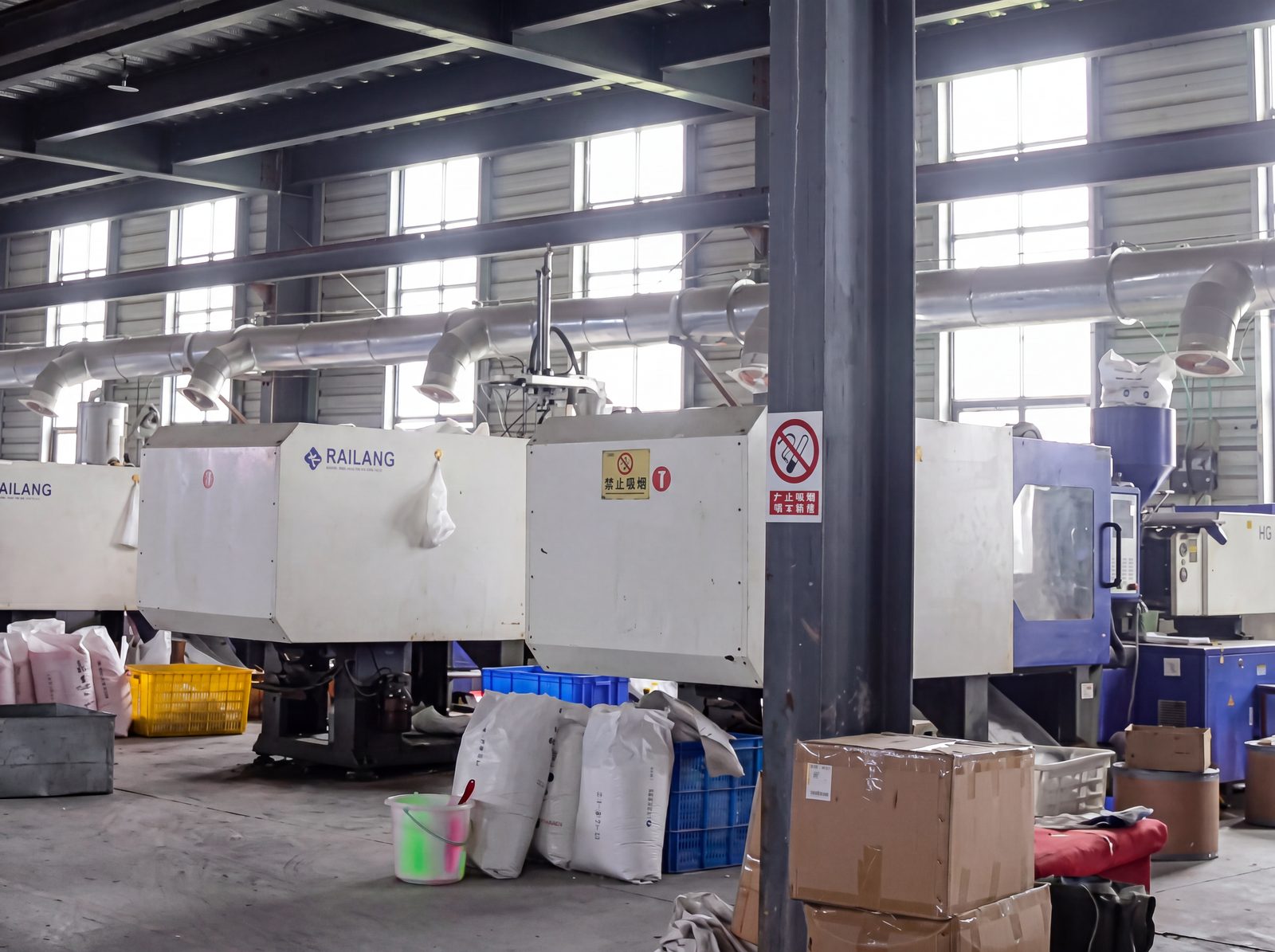 Shuilida injection molding production workshop